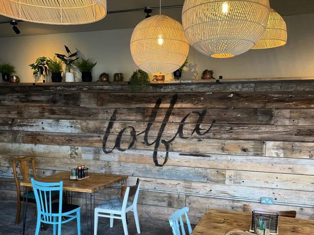 lolfa-cafe-llandeilo-1-kireth-ai